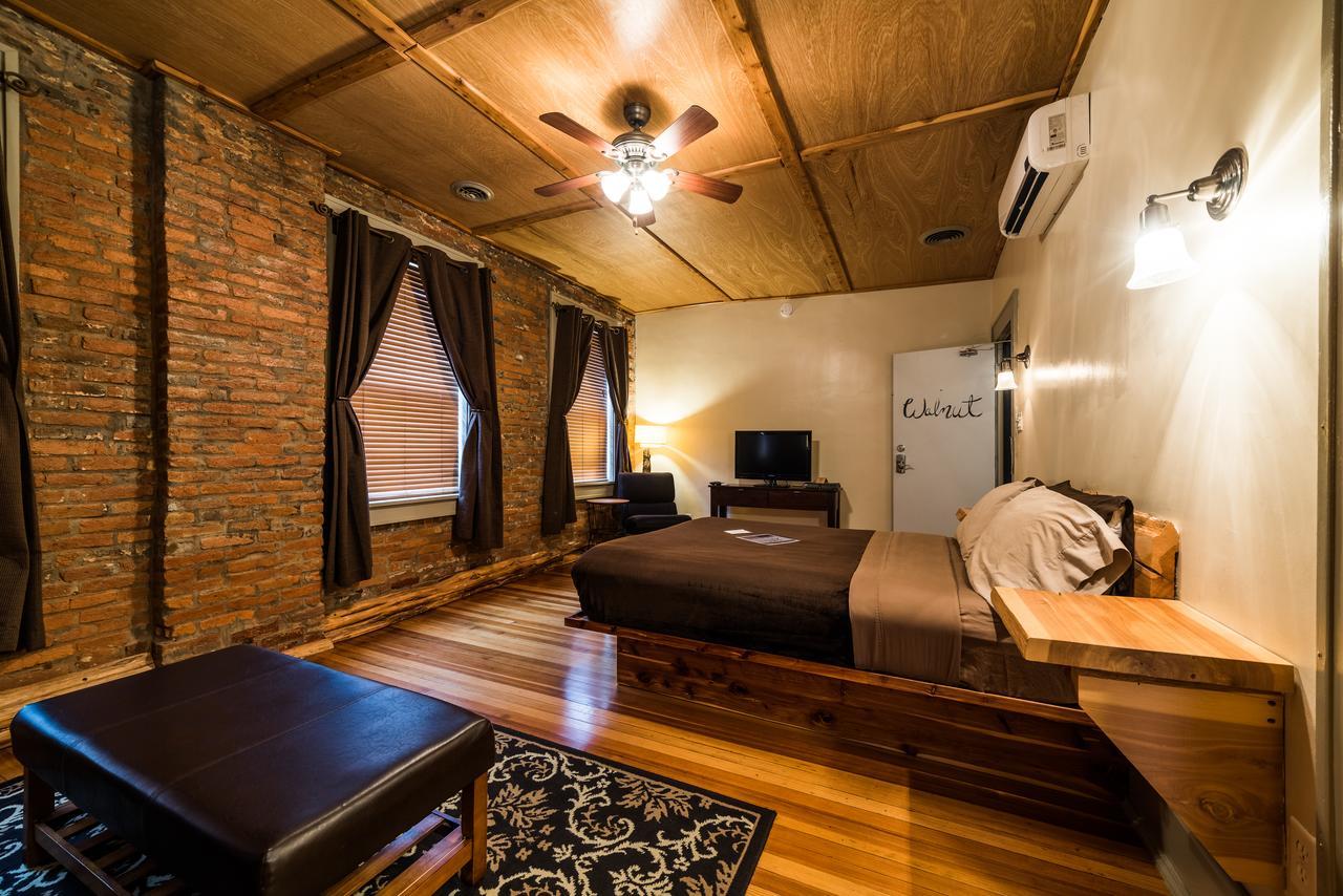 The Walnut Street Inn Bloomington Buitenkant foto