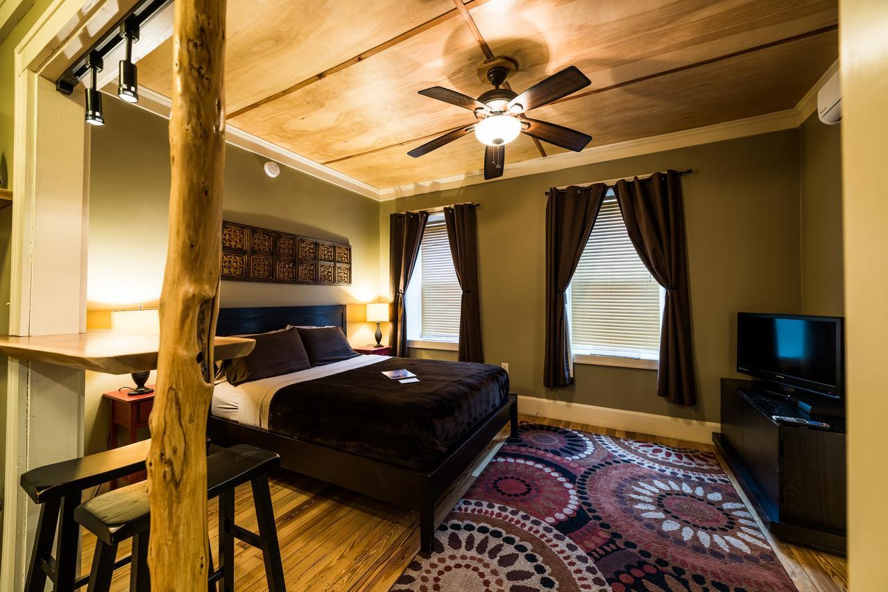 The Walnut Street Inn Bloomington Buitenkant foto