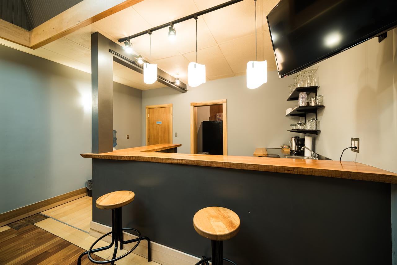 The Walnut Street Inn Bloomington Buitenkant foto