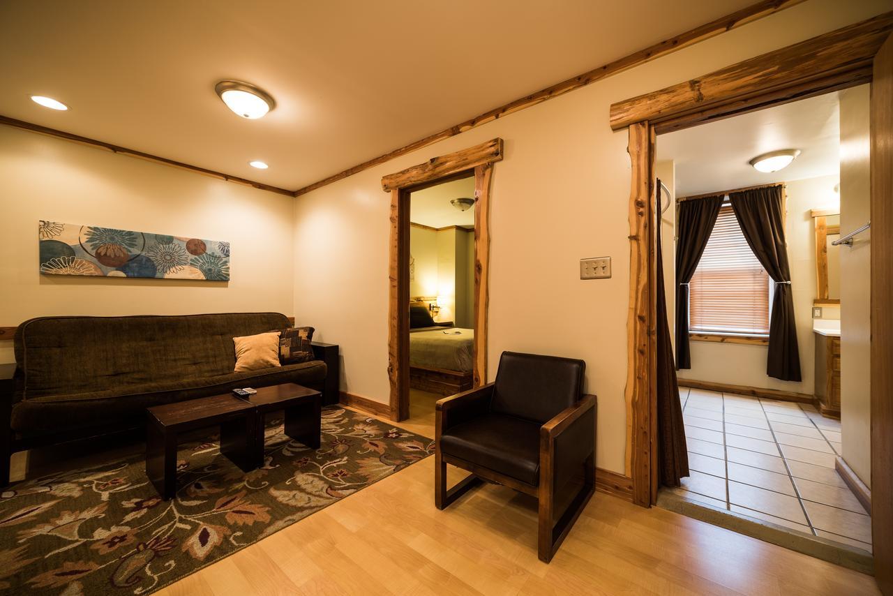 The Walnut Street Inn Bloomington Buitenkant foto