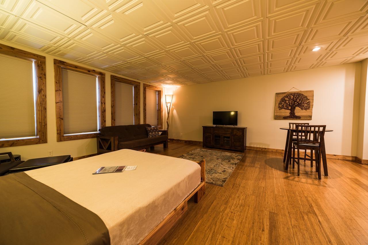 The Walnut Street Inn Bloomington Buitenkant foto