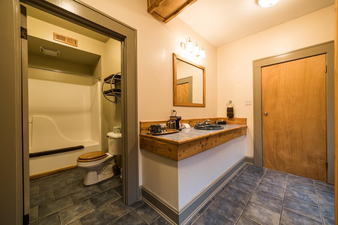 The Walnut Street Inn Bloomington Buitenkant foto